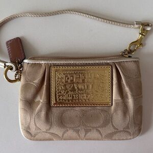 Coach Gold Logo Vintage Logo Wristlet Clutch